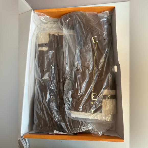 Unisa Knee High Wedge Boots - 8.5 - Picture 2 of 13